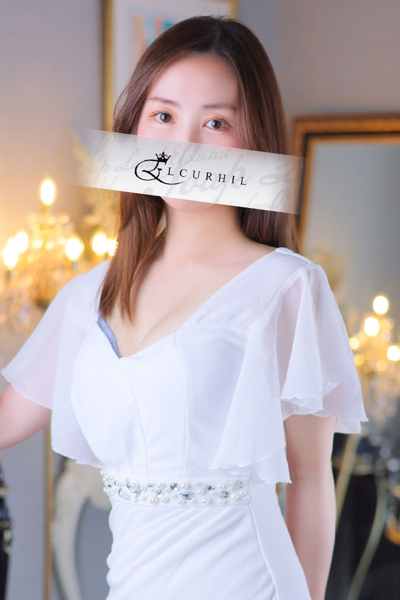 小鳥遊 真緒写真